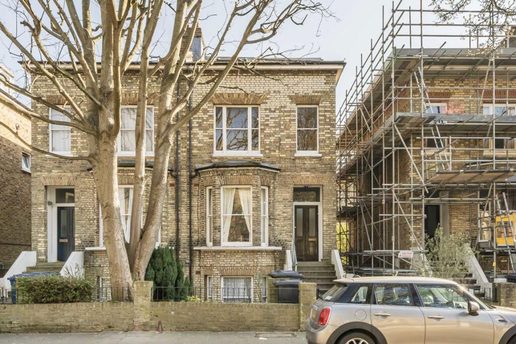 2 bedrooms Apartment in Ealing, United Kingdom No. 5798