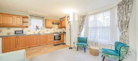 2 bedrooms Apartment in Ealing, United Kingdom No. 5798 3