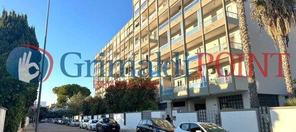 5 rooms Apartment in Lecce, Italy No. 53425 12