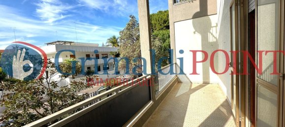 5 rooms Apartment in Lecce, Italy No. 53425 3