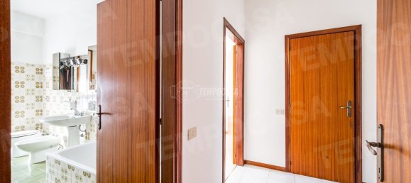 4 rooms Apartment in Rimini, Italy No. 274930 12