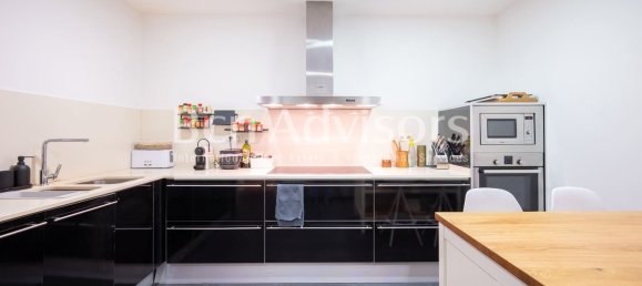 4 bedrooms Apartment in Eixample, Spain No. 164765 50