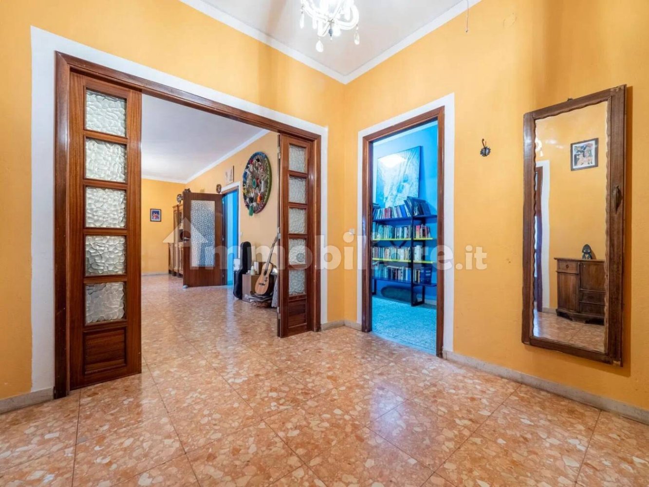 5 chambres Appartement à Cagliari, Italy No. 336639