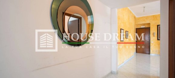 2 bedrooms Apartment in Rome, Italy No. 290727 14