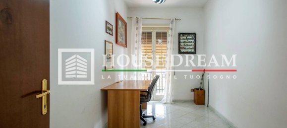 2 bedrooms Apartment in Rome, Italy No. 290727 4