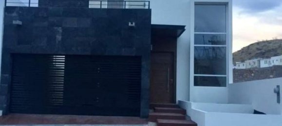 3 bedrooms House in Chihuahua, Mexico No. 157929 2