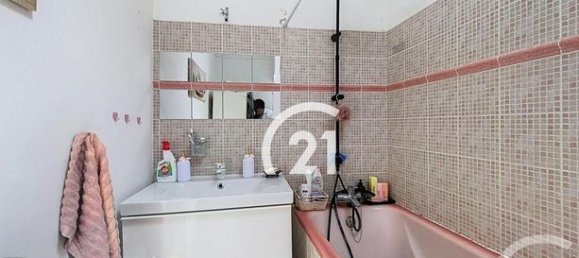 Casa T4 em Villiers-le-Bel, France N.º 356110 7