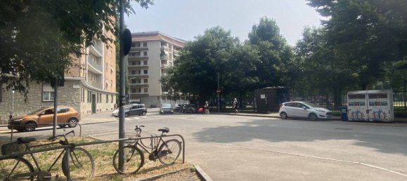 2 chambres Appartement à Turin, Italy No. 347059 24