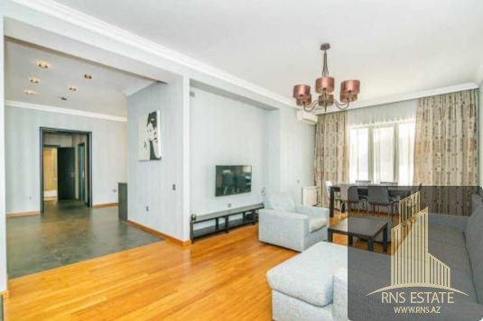 4 bedrooms Apartment in Nasimi, Azerbaijan No. 1229