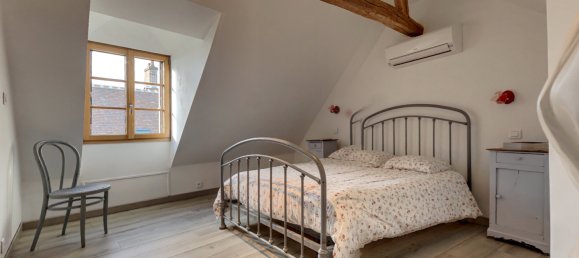 6 bedrooms House in Saint-Ouen-les-Vignes, France No. 39533 25