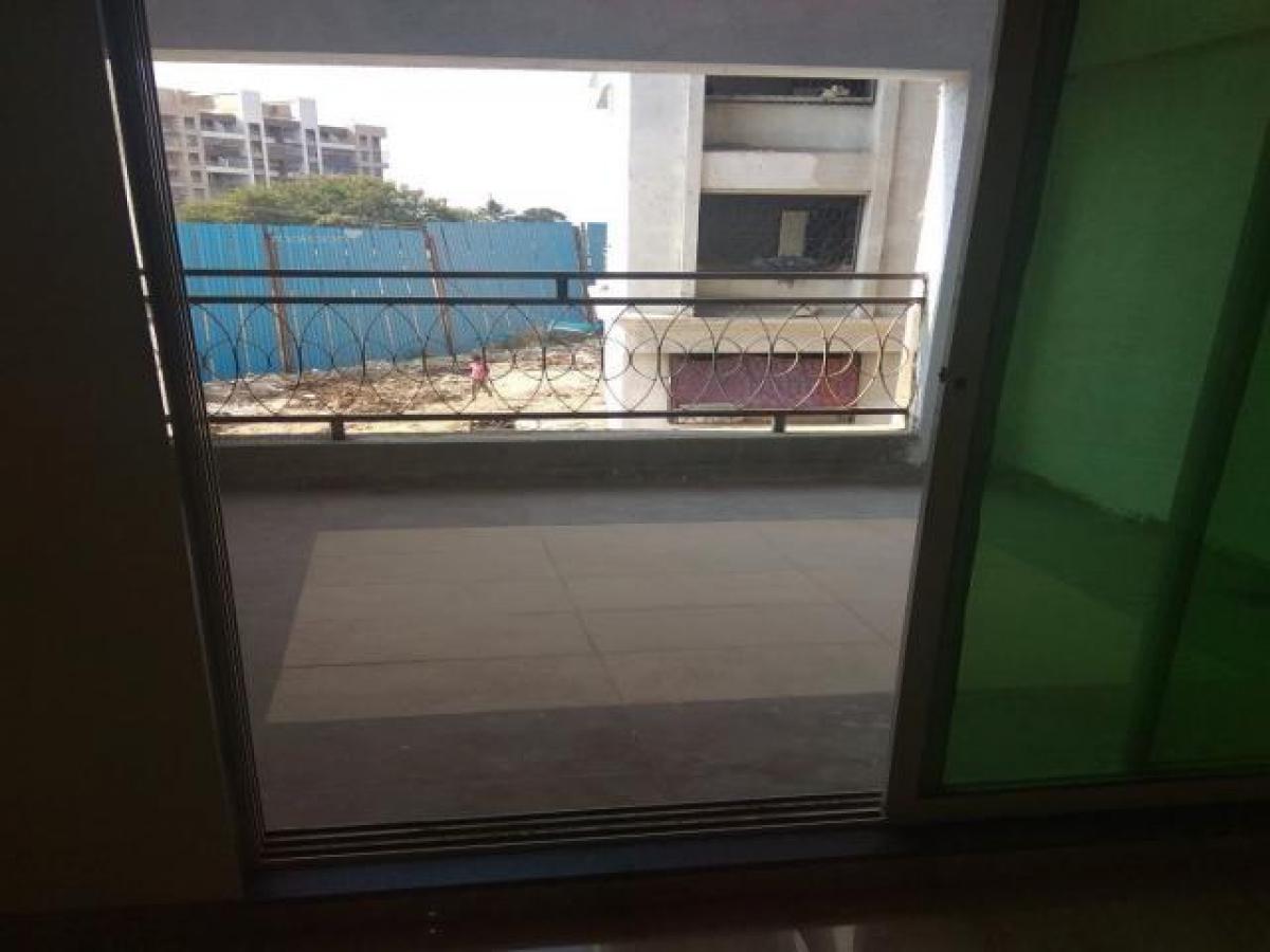 2 bedrooms House in Mumbai, India No. 23678