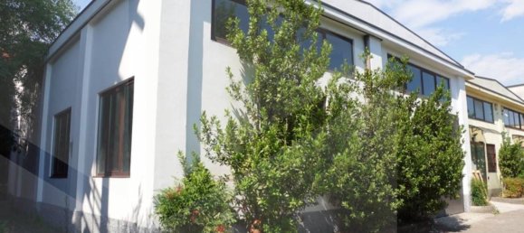 Almacén en Brugherio, Italy 270 m² No. 28958 2