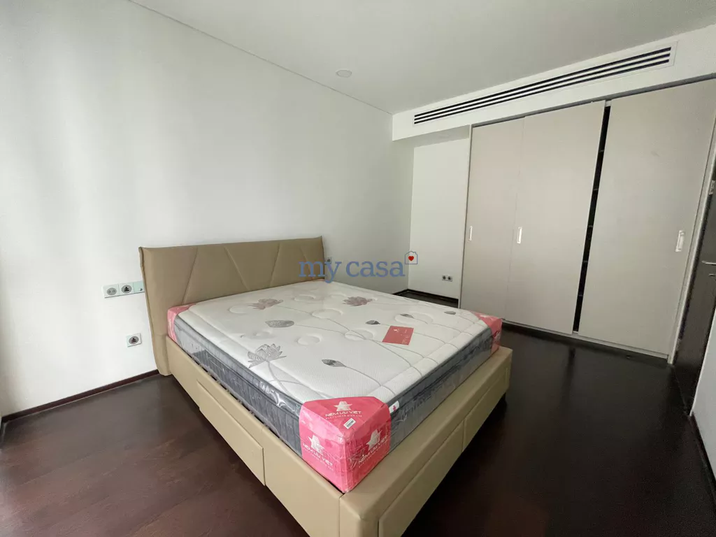 3 bedrooms Apartment in District 3, Vietnam No. 8254