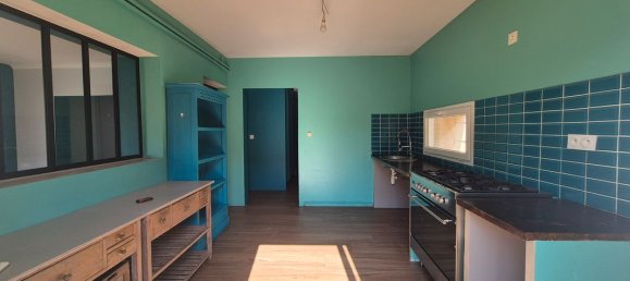 5 bedrooms House in Bourg-les-Valence, France No. 342530 2