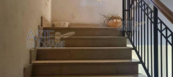 7 rooms Apartment in Frascati, Italy No. 12570 19