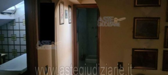 7 rooms Apartment in Frascati, Italy No. 12570 25