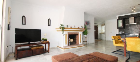 2 chambres Appartement à Marbella, Spain No. 146119 5