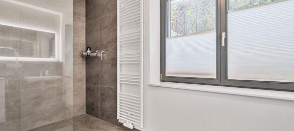 Квартира с 4 комнатами в Вандсбек, Германия № 330841 13