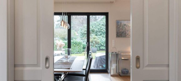 Квартира с 4 комнатами в Вандсбек, Германия № 330841 4