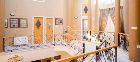 Вилла с 6 спальнями в Лимассол, Кипр № 19108 5