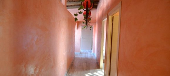 Вилла с 6 комнатами в Новеллара, Италия № 140643 14