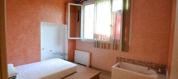 Вилла с 6 комнатами в Новеллара, Италия № 140643 9