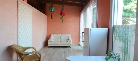 Вилла с 6 комнатами в Новеллара, Италия № 140643 4