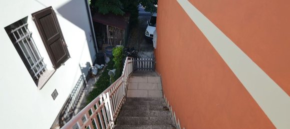 Вилла с 6 комнатами в Новеллара, Италия № 140643 40