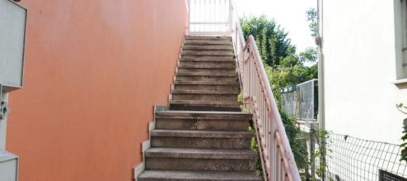 Вилла с 6 комнатами в Новеллара, Италия № 140643 45