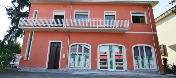 Вилла с 6 комнатами в Новеллара, Италия № 140643 43