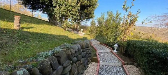 7 rooms Villa in Serramazzoni, Italy No. 229614 2