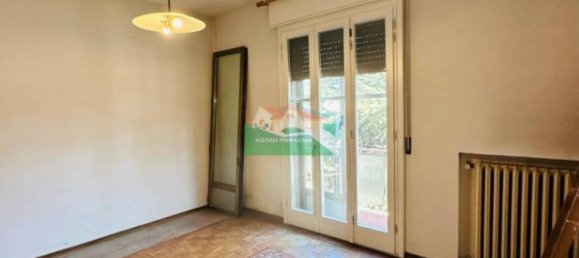 3 bedrooms Villa in Ravenna, Italy No. 299131 3
