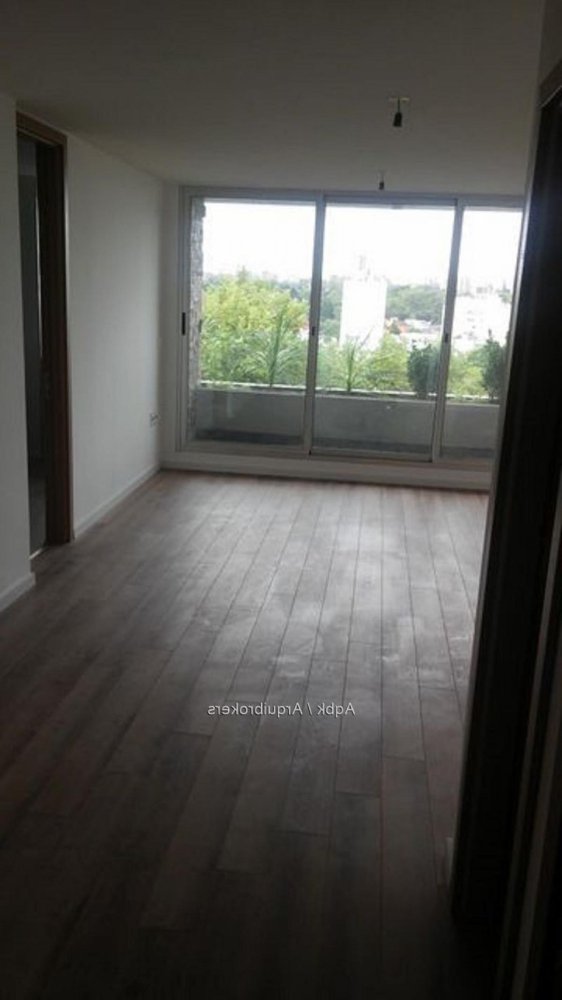 2 bedrooms Apartment in Montevideo, Uruguay No. 932