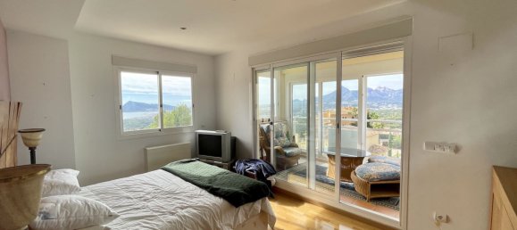 4 bedrooms House in Altea, Spain No. 12033 16