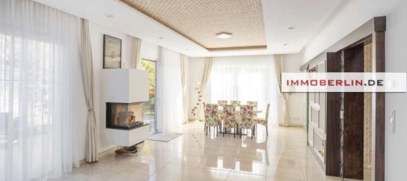 6 rooms Villa in Rudow, Germany No. 359075 3