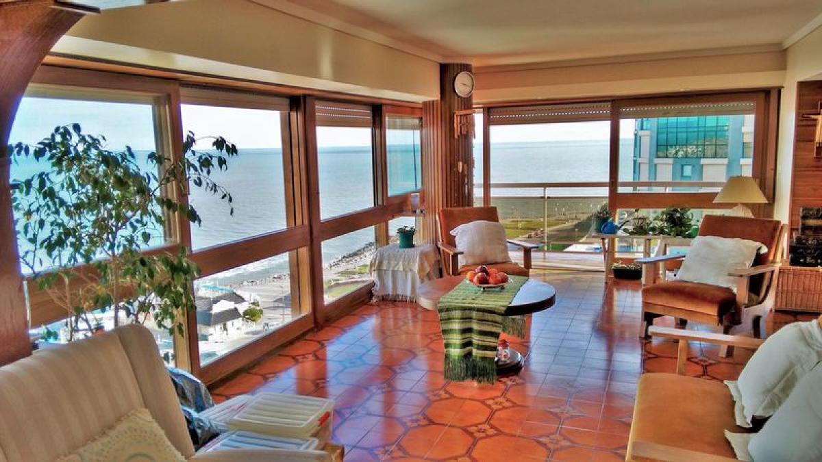 3 bedrooms Apartment in Mar del Plata, Argentina No. 91829
