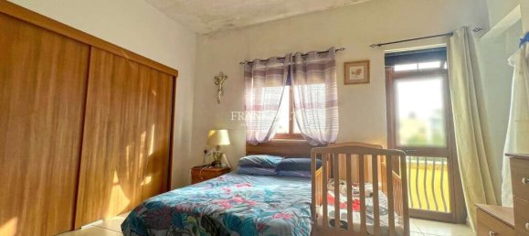 2 bedrooms House in Luqa, Malta No. 1863 16