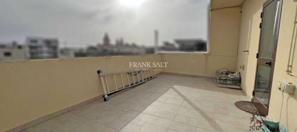 2 bedrooms House in Luqa, Malta No. 1863 26