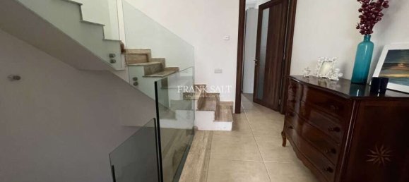 2 bedrooms House in Luqa, Malta No. 1863 14