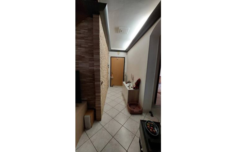 3 Schlafzimmer Wohnung in Bosisio Parini, Italy, Nr. 350031