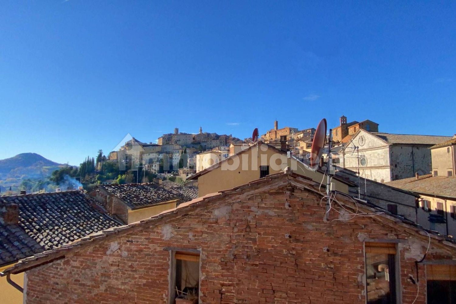 5 bedrooms Apartment in Montepulciano, Italy No. 57086