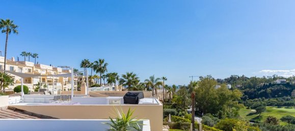 3 غرف نوم تاون هاوس في La Quinta, Spain رقم 183916 37