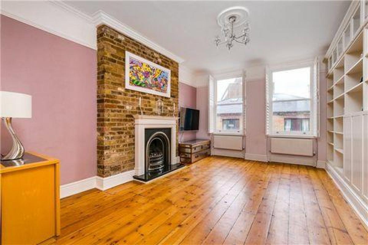 2 bedrooms Condo in London, United Kingdom No. 556