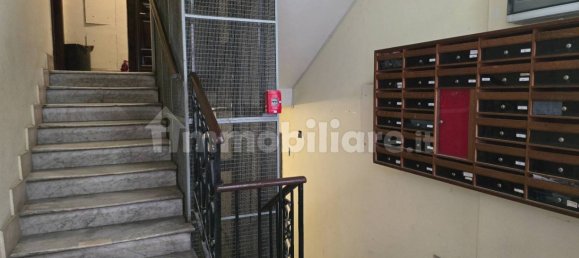 Квартира с 1 спальней в Рим, Италия № 176950 4