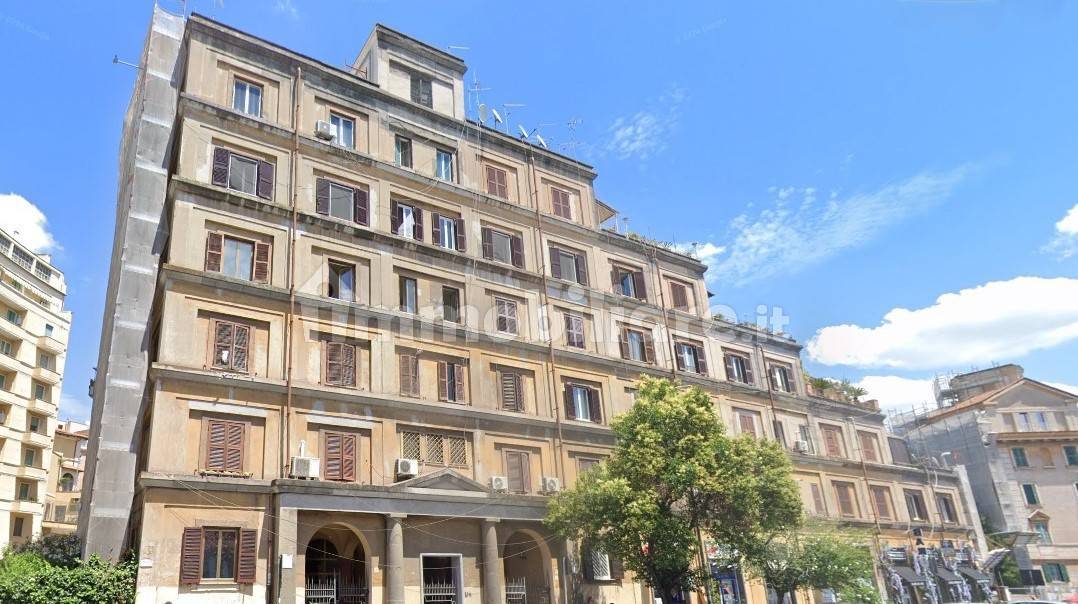 Квартира с 1 спальней в Рим, Италия № 176950