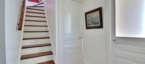 3 bedrooms Duplex in Paris, France No. 182624 8