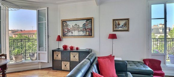 3 bedrooms Duplex in Paris, France No. 182624 17