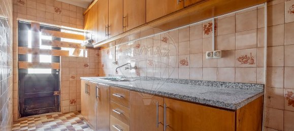 4 Schlafzimmer Haus in Senhora da Hora, Portugal, Nr. 23841 13