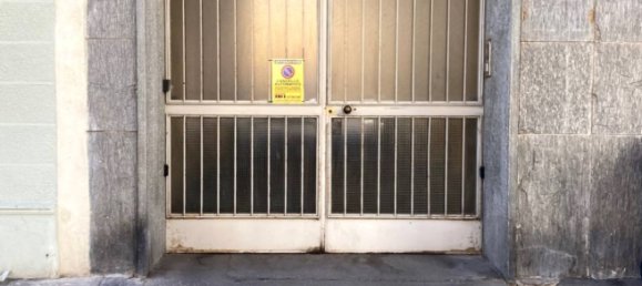 6 rooms Commercial property in Turin, Italy No. 117678 3