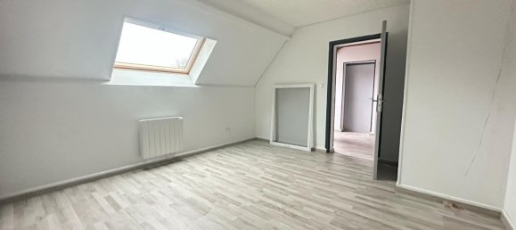 4 bedrooms House in Bievres, France No. 44441 16